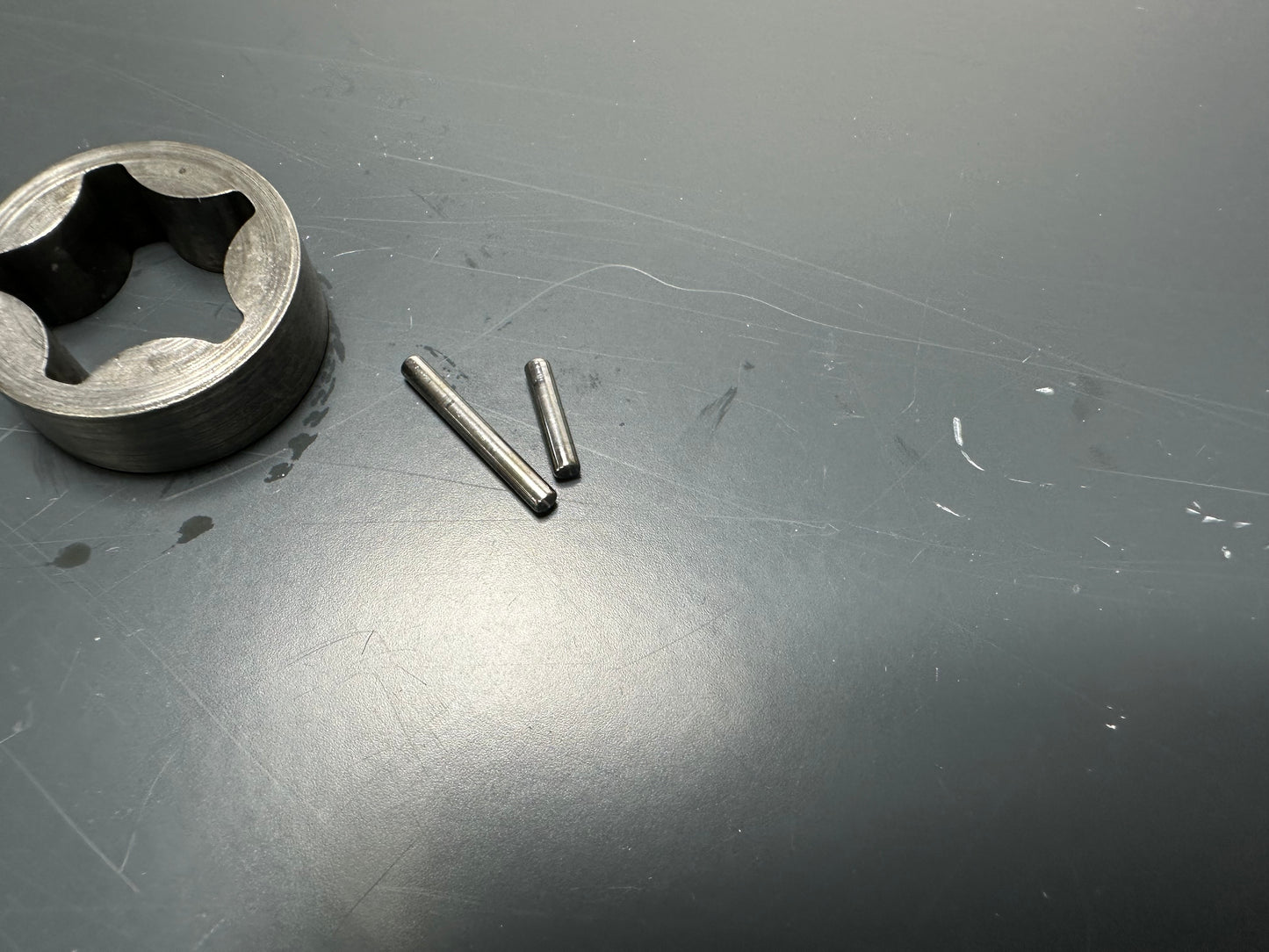 ALBERO POMPA OLIO KTM Sx Exc Smr 250 400 450 520 525 560 Oil Pump 59038002000