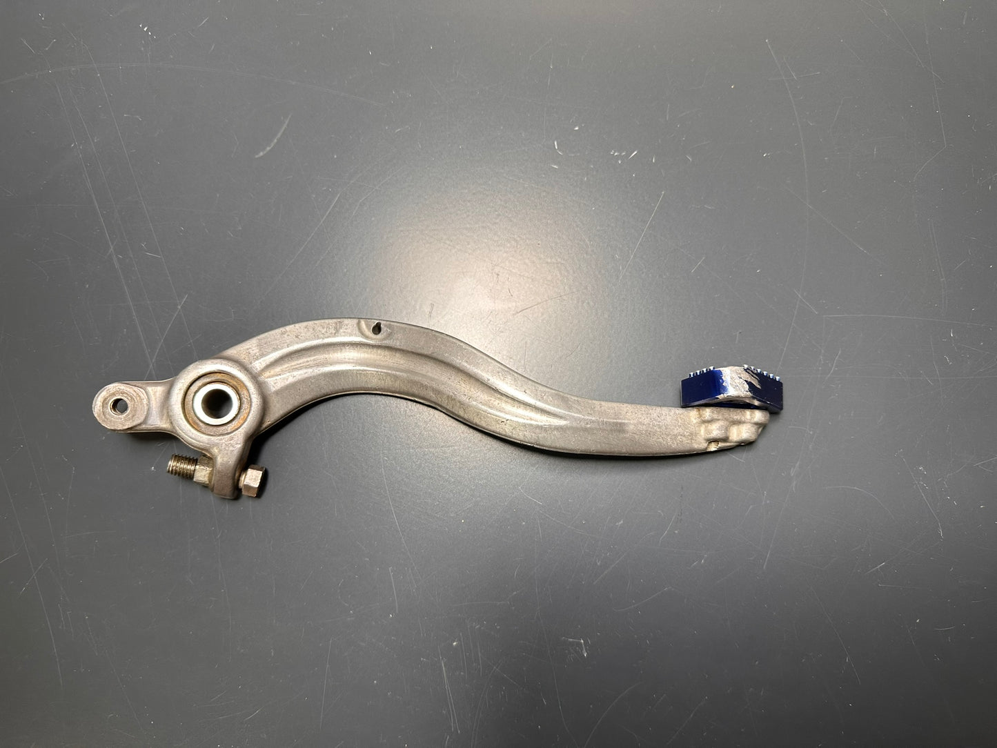PEDALE FRENO POSTERIORE Ktm Husqvarna 125 250 300 450 77213050044 Foot Brake Lever Cpl.