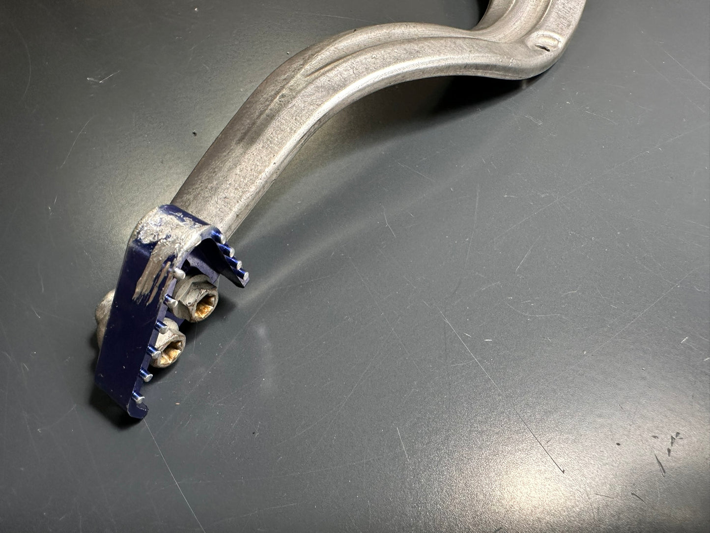PEDALE FRENO POSTERIORE Ktm Husqvarna 125 250 300 450 77213050044 Foot Brake Lever Cpl.