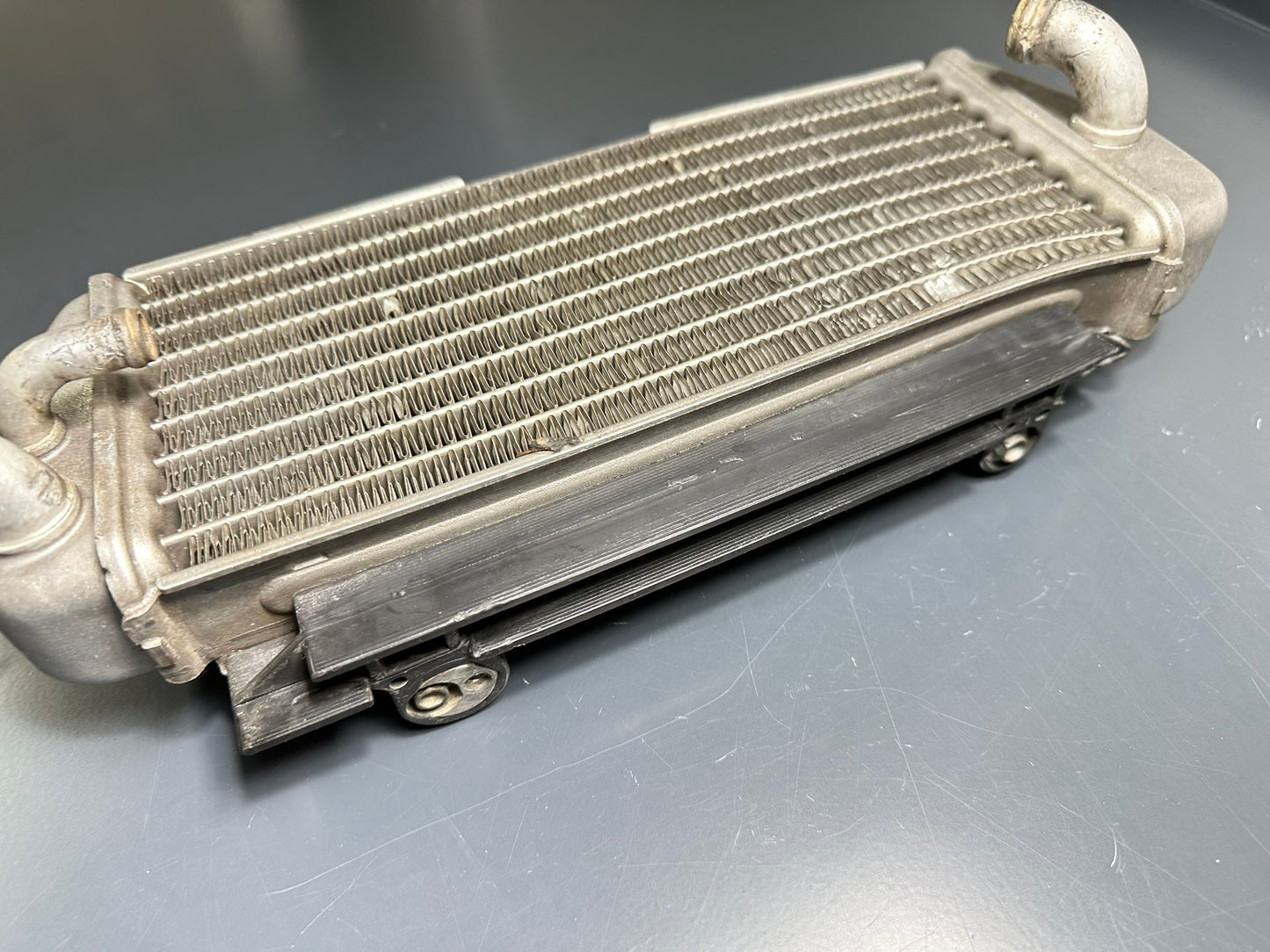 RADIATORE DESTRO KTM Sx SxF Exc ExcF 250 400 520 540 Radiator R/s 2001 2002