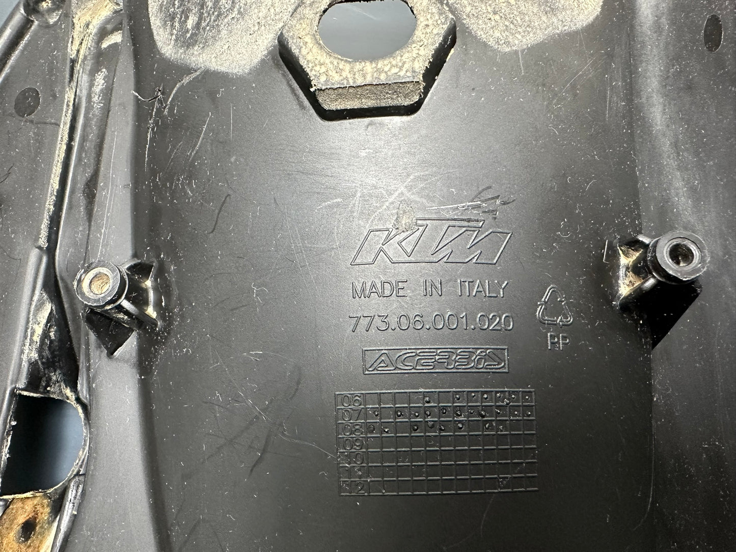 UNDERTAIL KTM Sx SxF Exc ExcF Smr 125 250 300 450 2007 2008 2009 2010 2011 2012