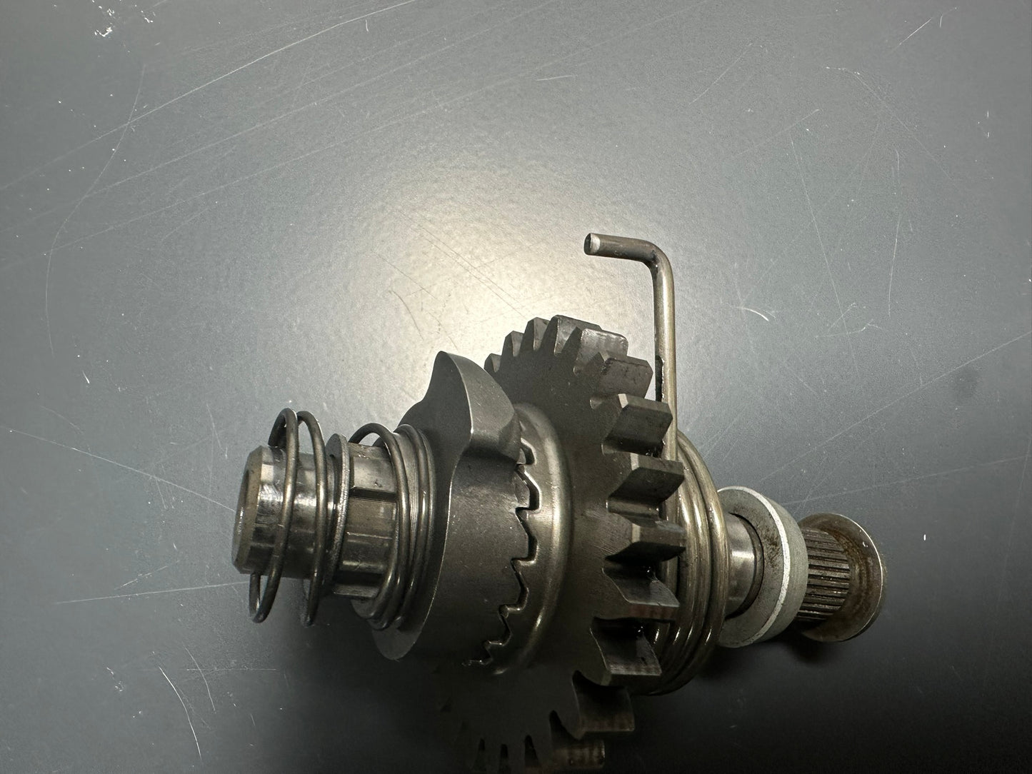 ALBERO e INGRANAGGIO AVVIAMENTO KTM HSQ Sx Exc 125 50333050000 50333051026