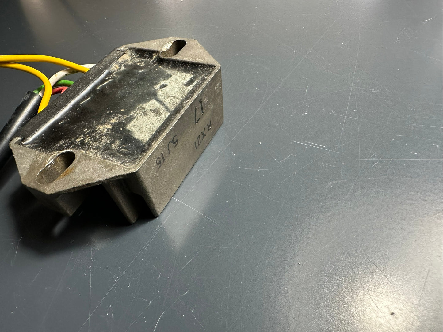 REGOLATORE DI TENSIONE Kkm Husqvarna Sx Sxf 125 250 450 7731103400