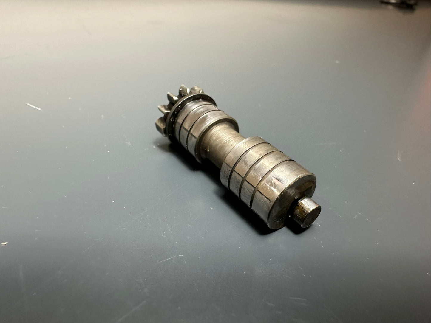 ECCENTRICO PERNO VALVOLA SCARICO KTM Exc 125 200 Eccentric For Crankbolt 200