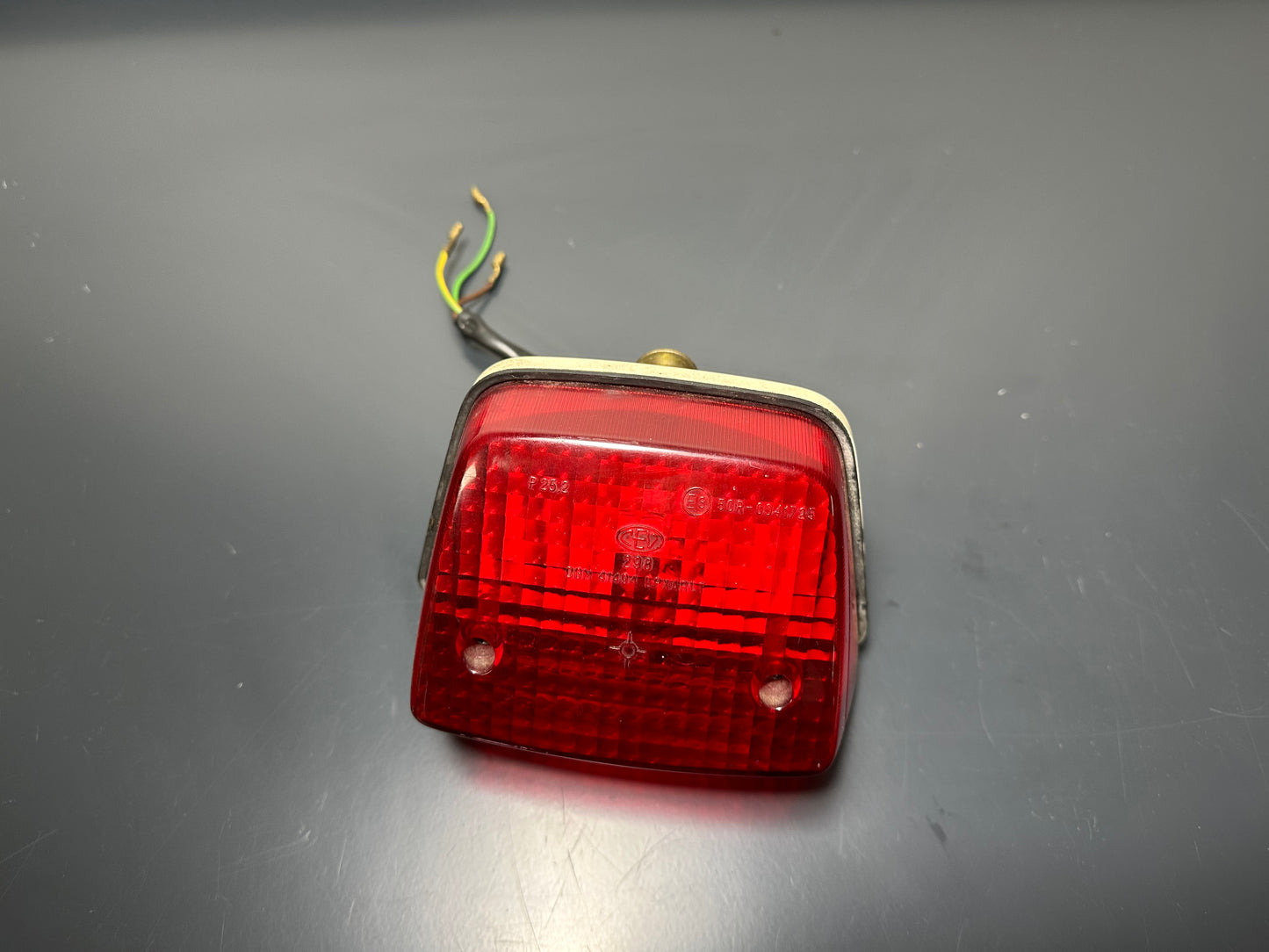 FARETTO POSTERIORE HONDA NS 125 F 1984 1985 1986 TAILLIGHT UNIT 33701KR1600