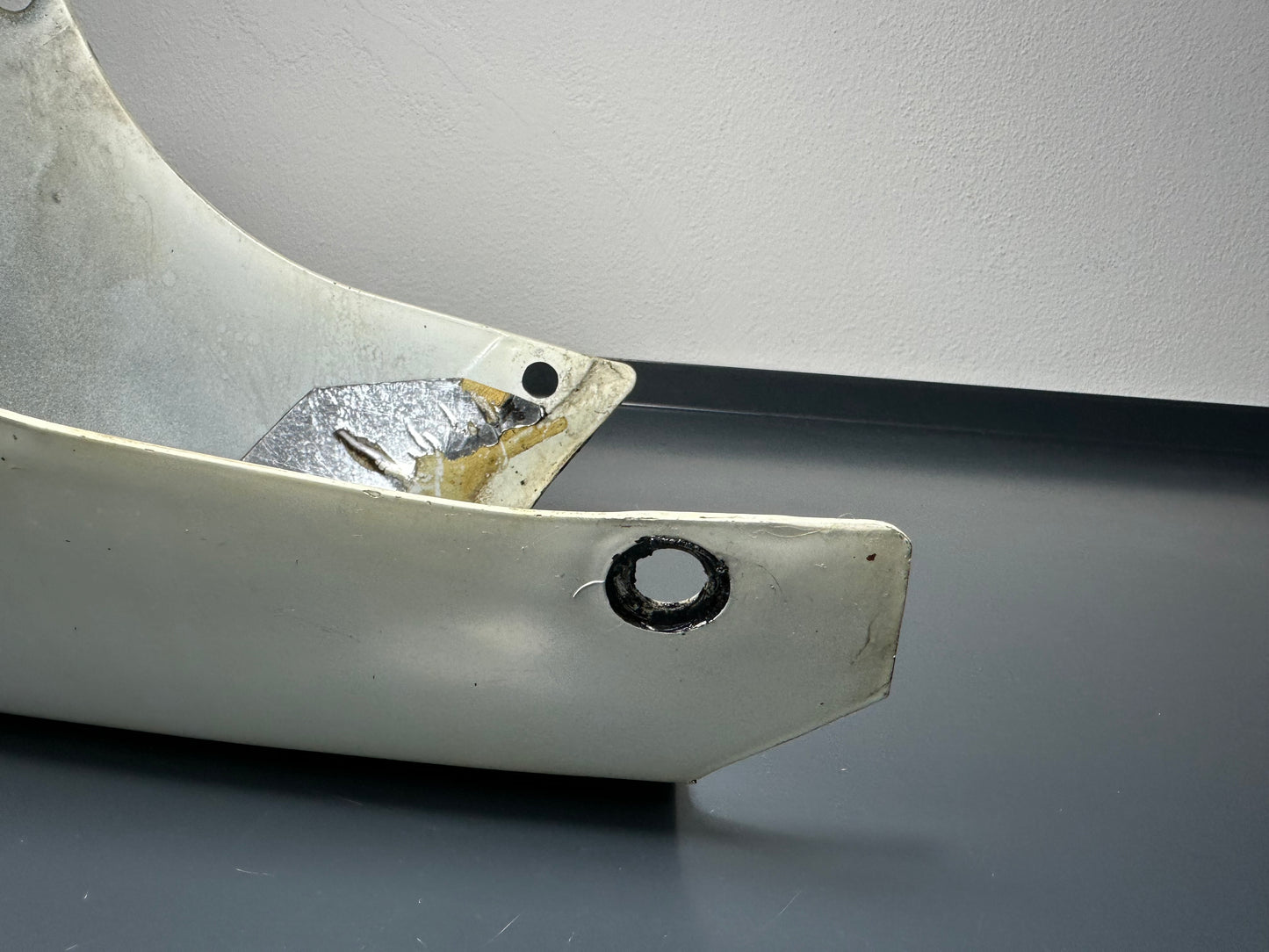 PUNTALE CARENA ANTERIORE HONDA NS 125 F 1984 1985 1986 COWL 64600KR1760ZA