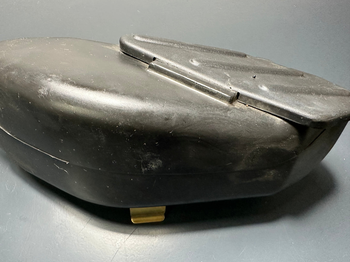 VANO PORTAOGGETTI HONDA NS 125 F 1984 1985 1986 89020KR1760 89022KR1760