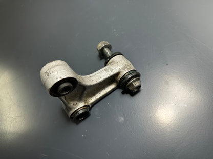 LEVERAGGIO SUPERIORE HONDA NS 125 F 1984 1985 1986 ARM ASSY.,CUSHION 52460KR1760