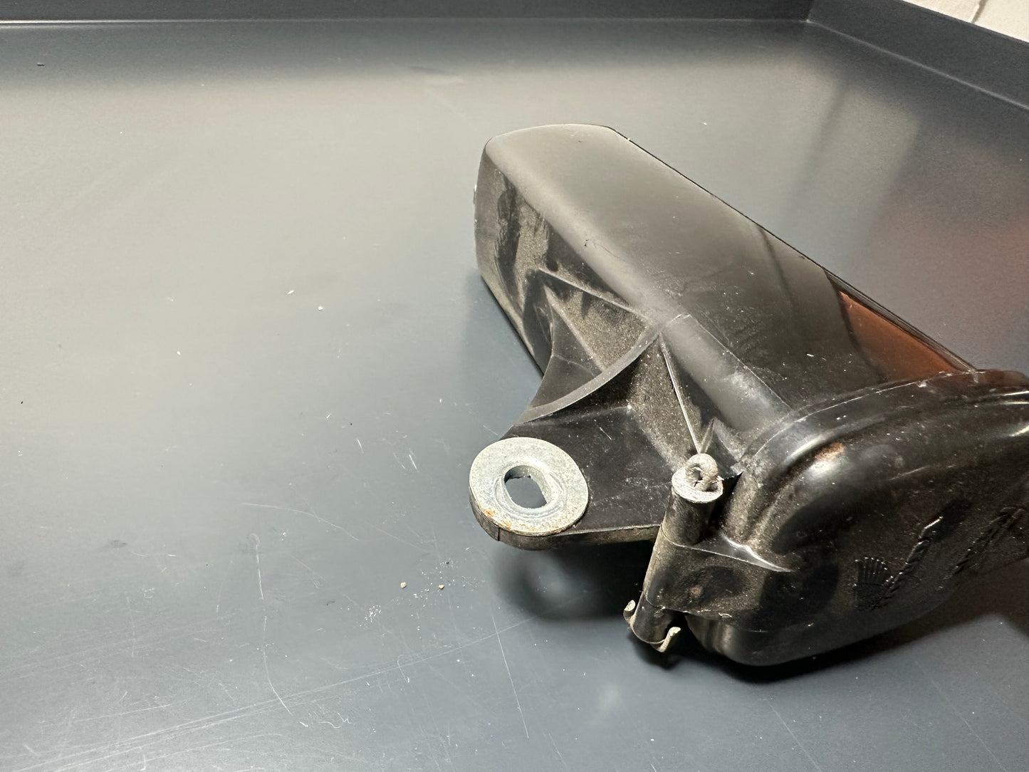 PORTA ATTREZZI HONDA NS 125 F 1984 1985 1986 BOX ASSY,TOOL 83510KR1760