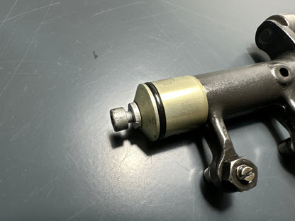 BILANCERE SCARICO KTM Sx Exc 400 520 540 2000 2001 Rocker Arm Intake 59036060044