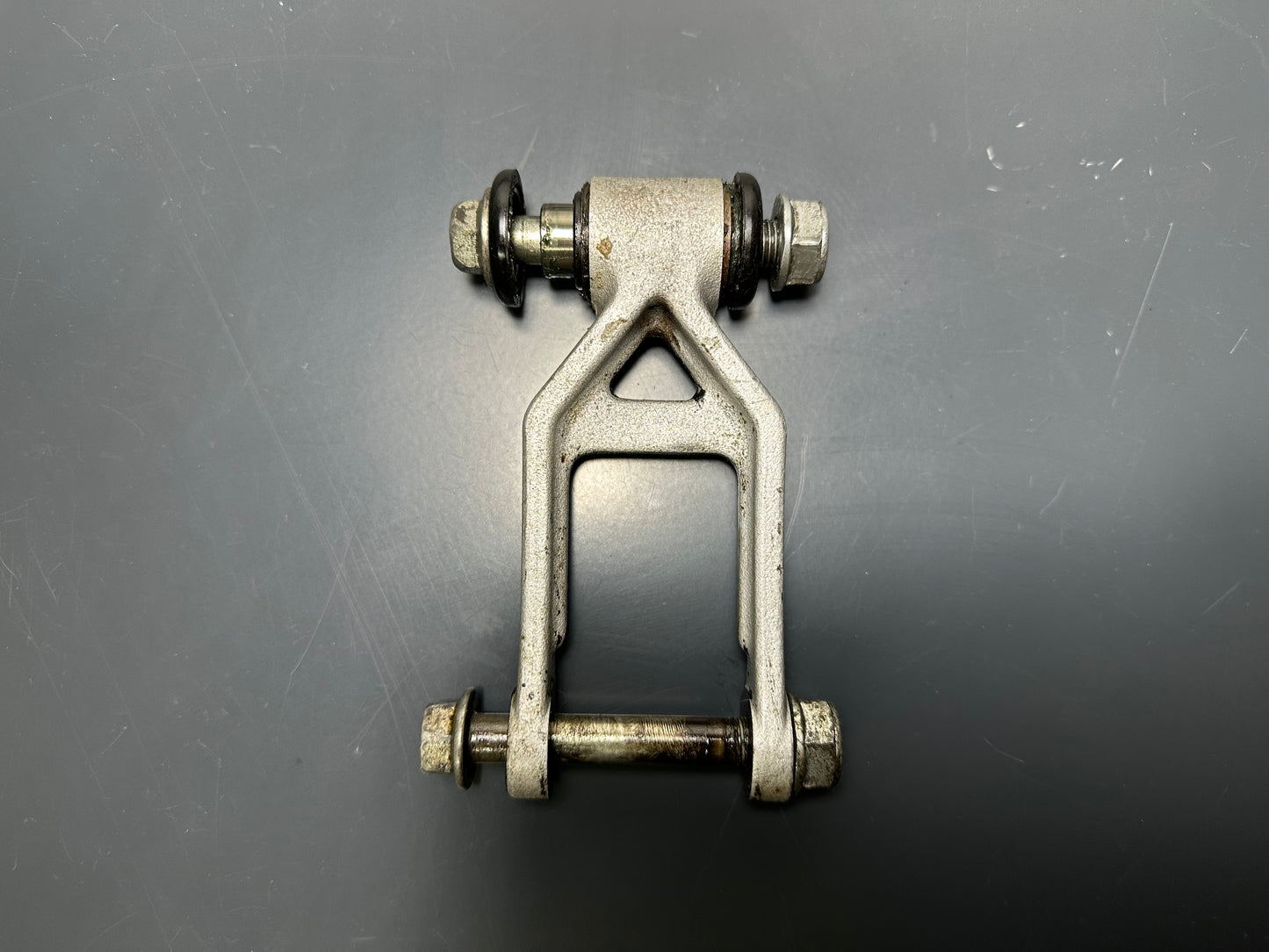 LEVERAGGIO INFERIORE HONDA NS 125 F 1984 1985 1986 ROD ASSY.,CUSHION 52470KR1760