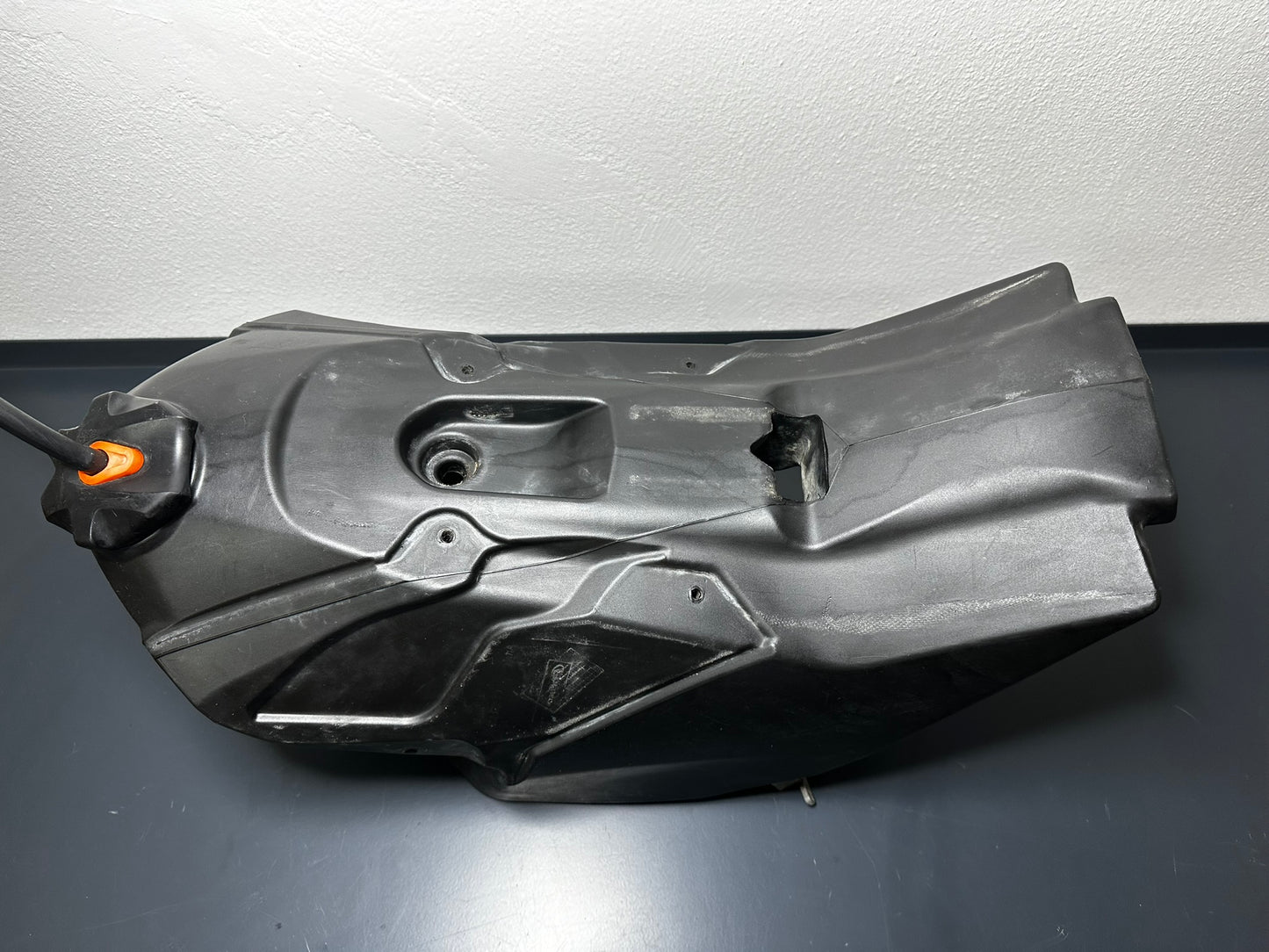 SERBATOIO KTM ExcF 400 450 505 530 2008 2009 2010 Fuel Tank Cpl. 9,5l EXC-F 08