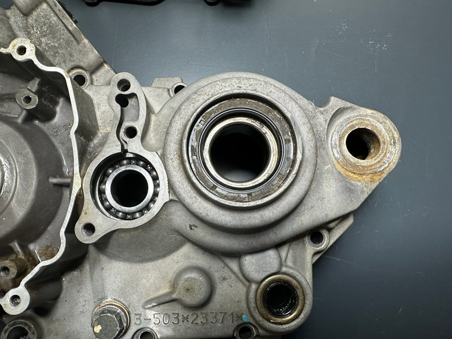 CARTER CENTRALI Ktm Exc 125 2005 52330000544 Engine Case