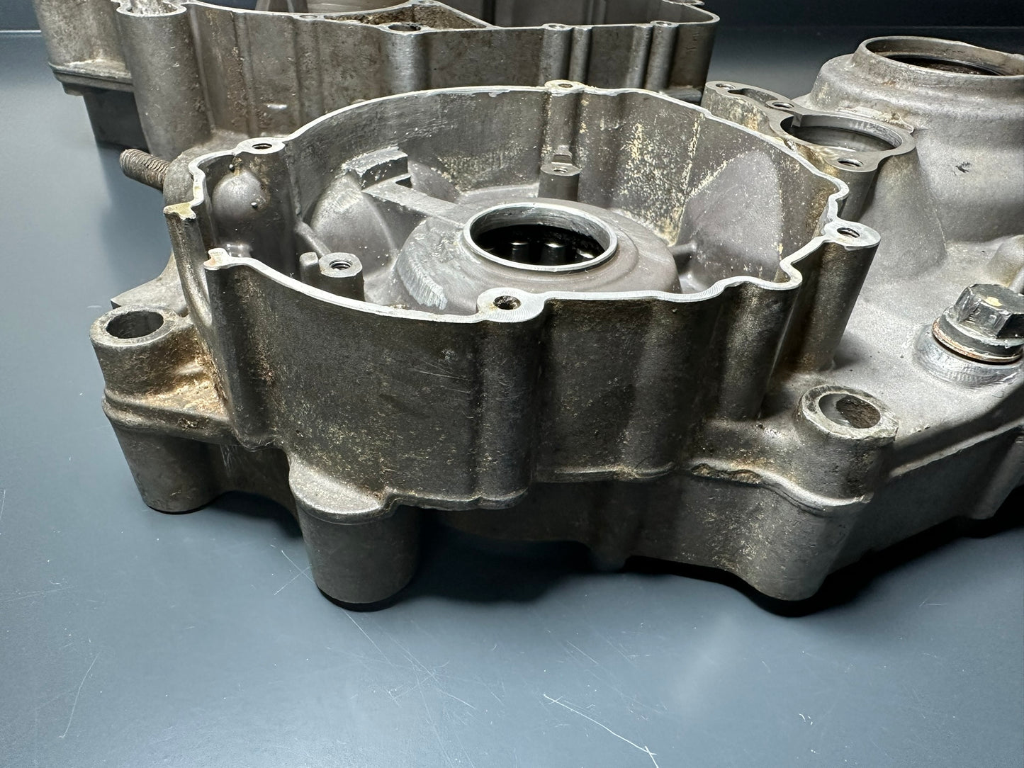 CARTER CENTRALI Ktm Exc 125 2005 52330000544 Engine Case