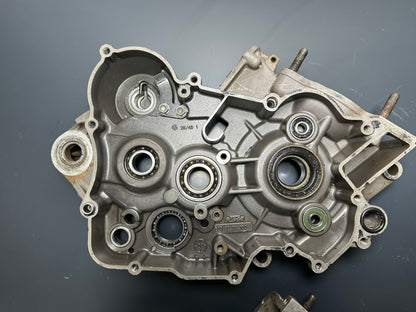 CARTER CENTRALI Ktm Exc 125 2005 52330000544 Engine Case