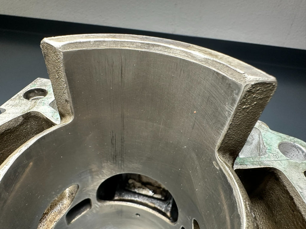 v1|137467744125|0