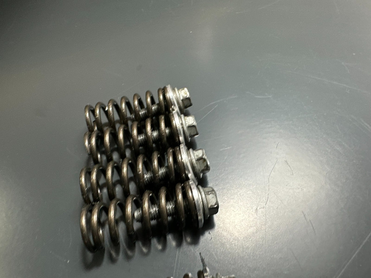 v1|137215012099|0