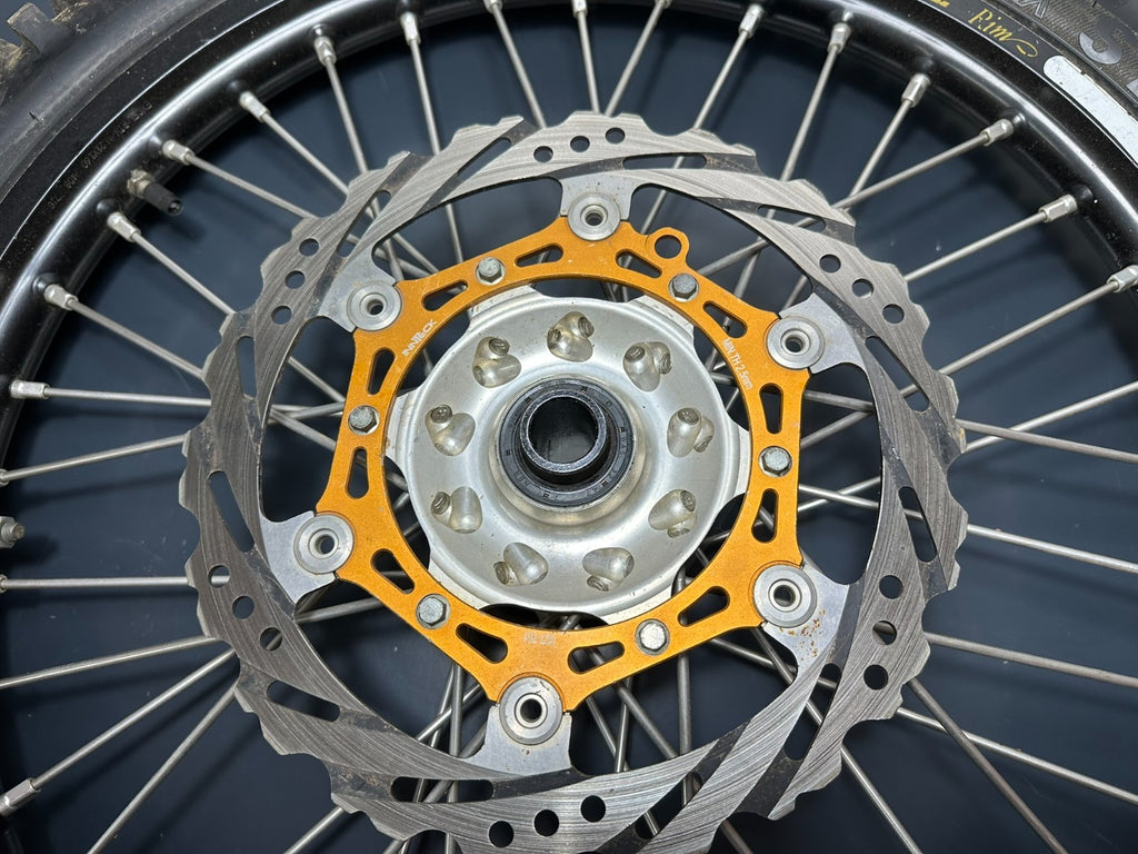 v1|137659077992|0