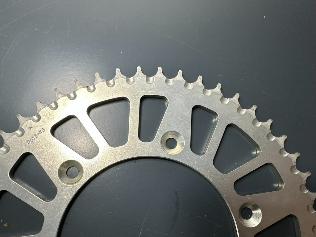 v1|137245361437|0