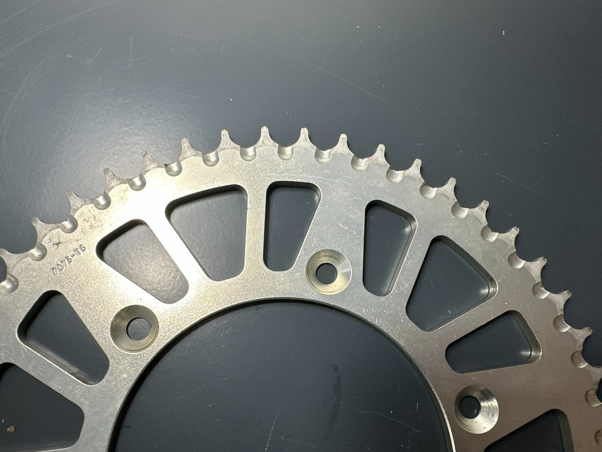 v1|137245361437|0