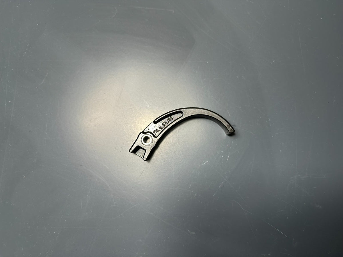 v1|137045707493|0