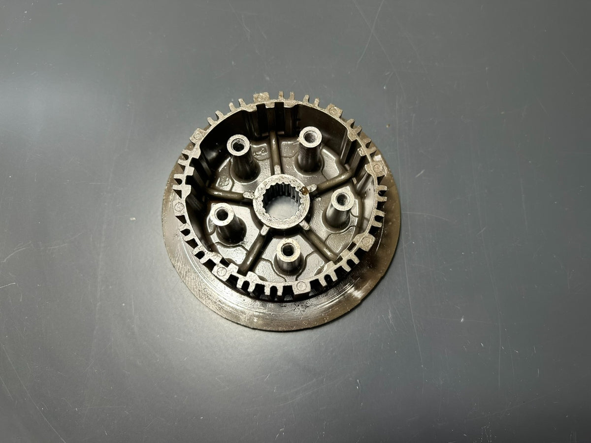 v1|137312095243|0