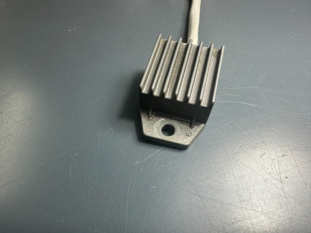 v1|137313389678|0