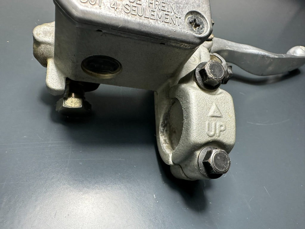 v1|137041663965|0