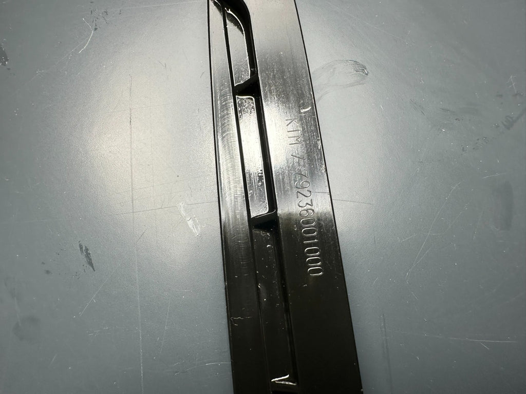 v1|137560361739|0