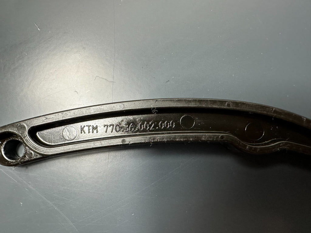 v1|137312743572|0