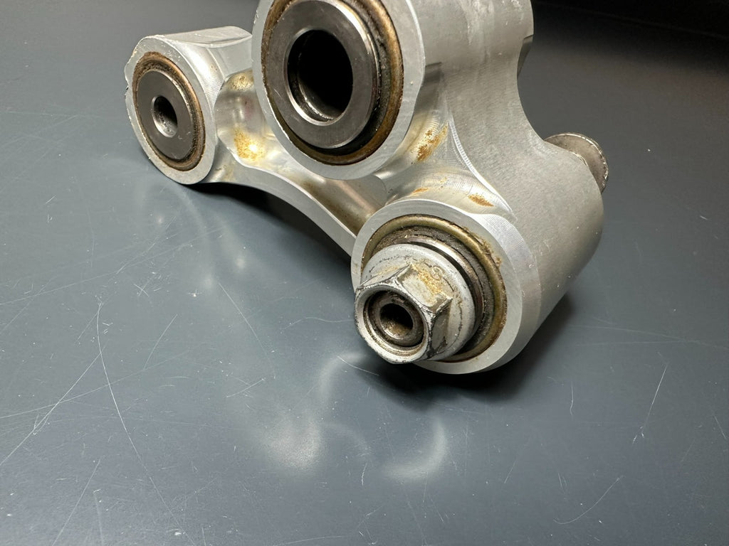 v1|137508956126|0