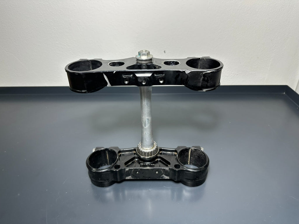 v1|135670590325|0