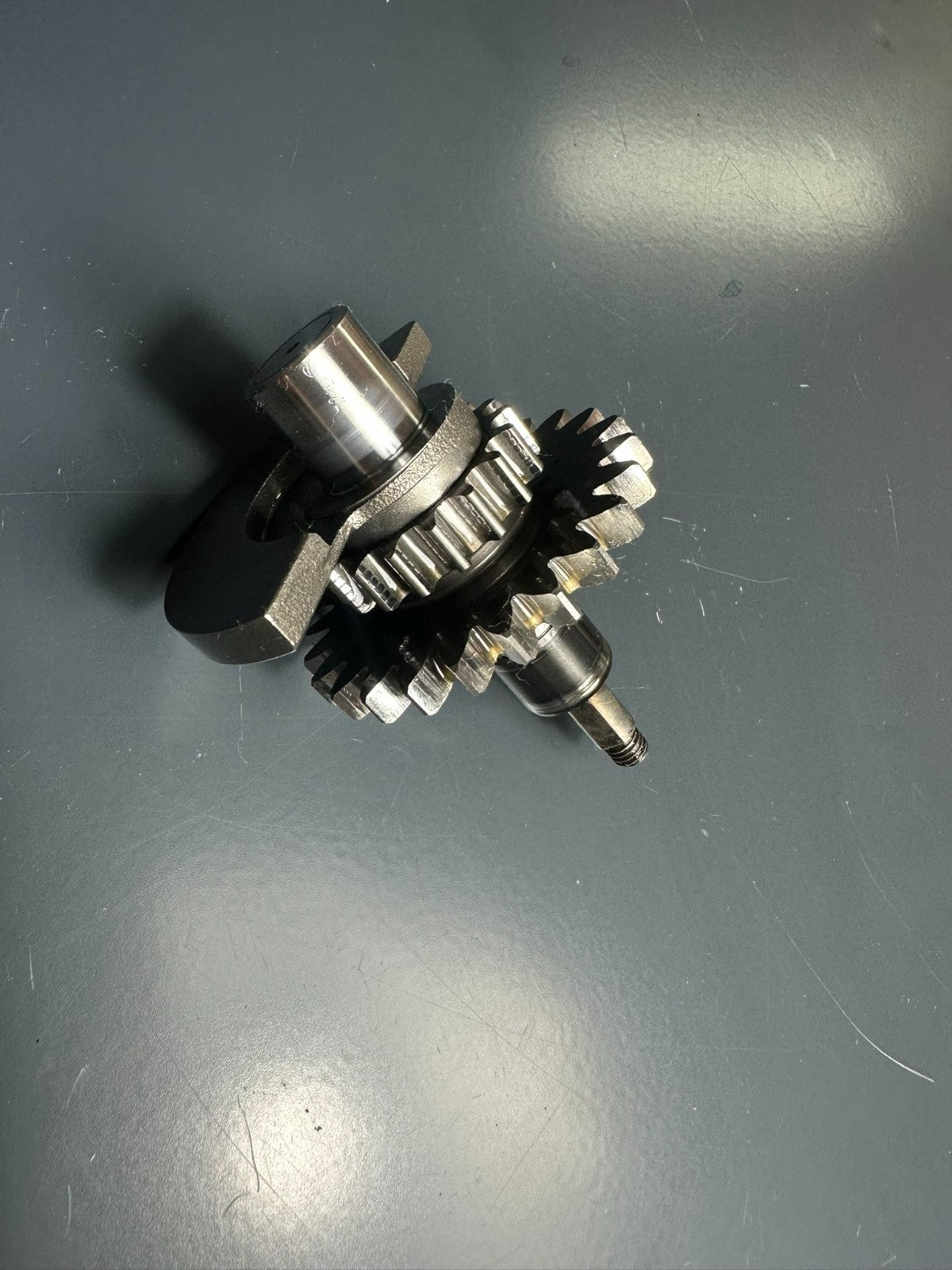 v1|137570916780|0