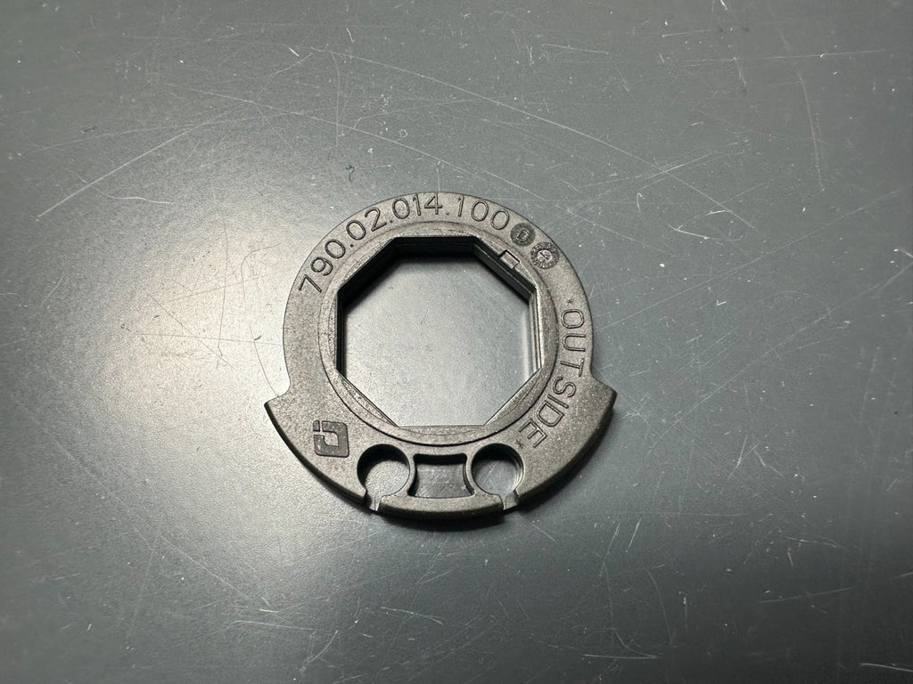 v1|137501153257|0