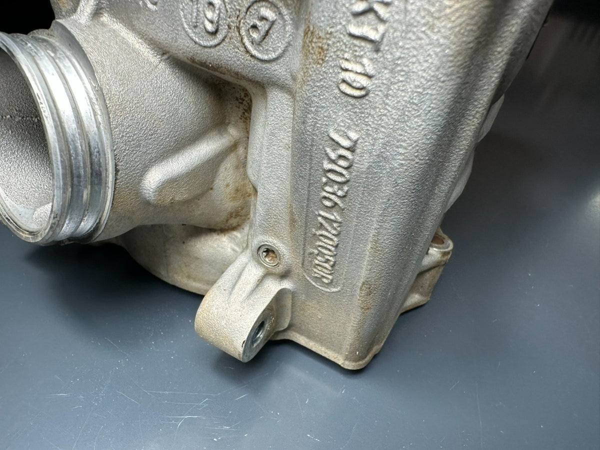 v1|137828273013|0