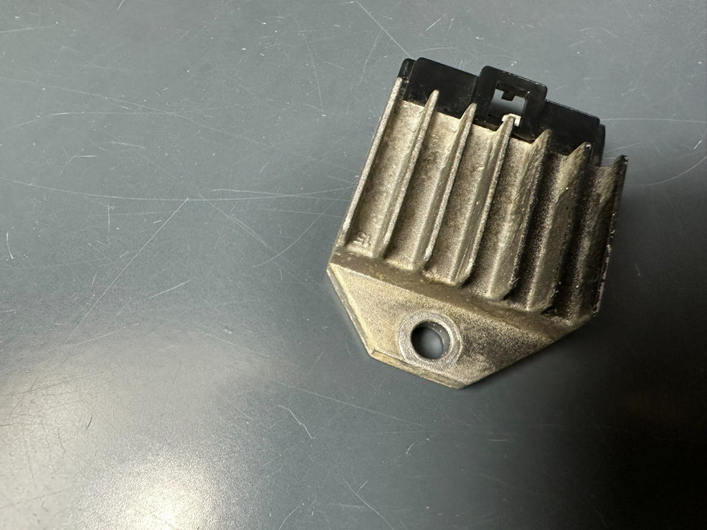 v1|137442425413|0