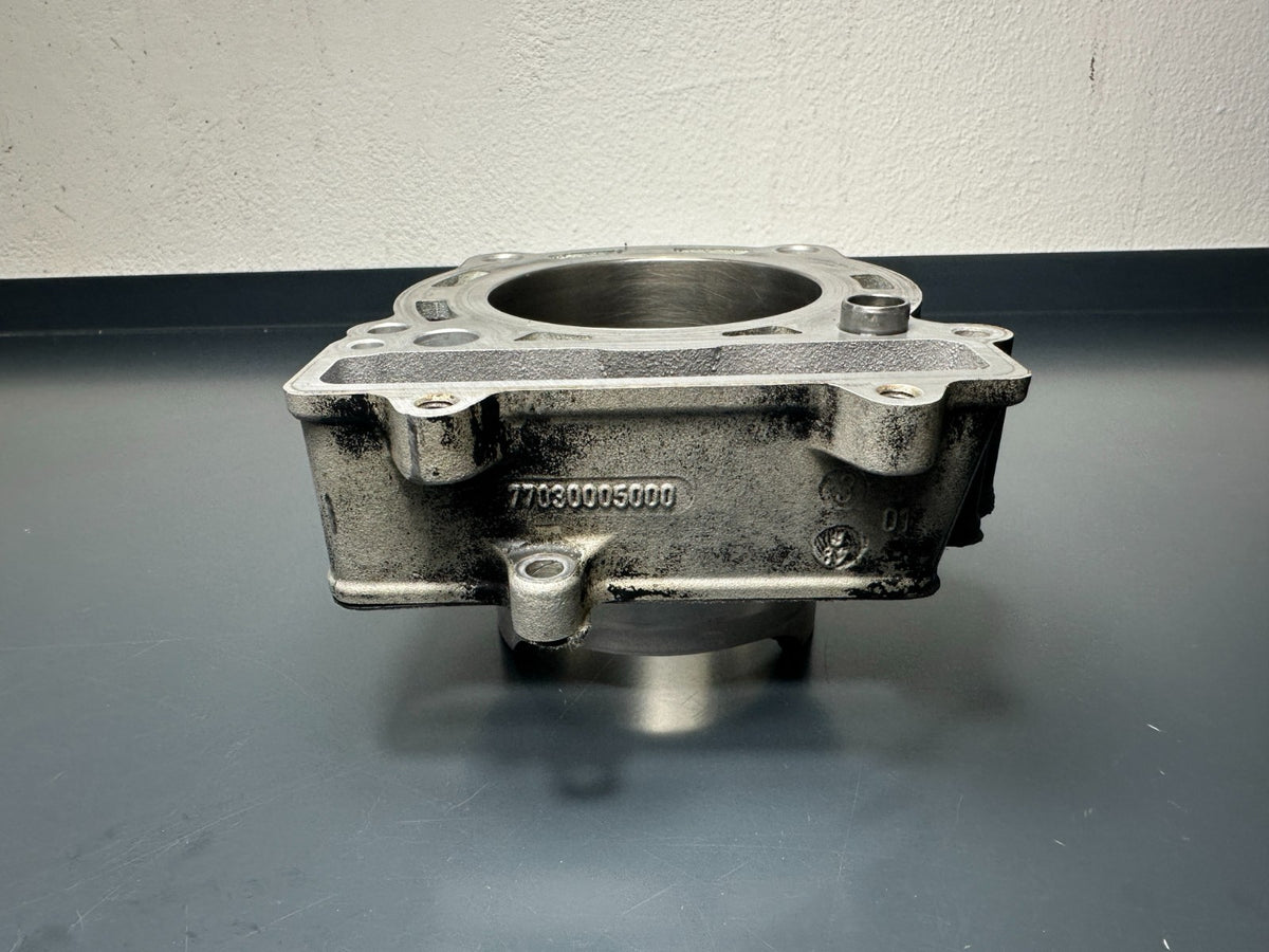 v1|137380932883|0