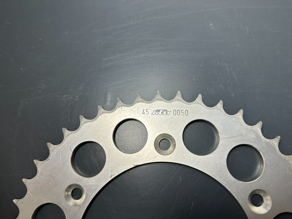 v1|135021896408|0