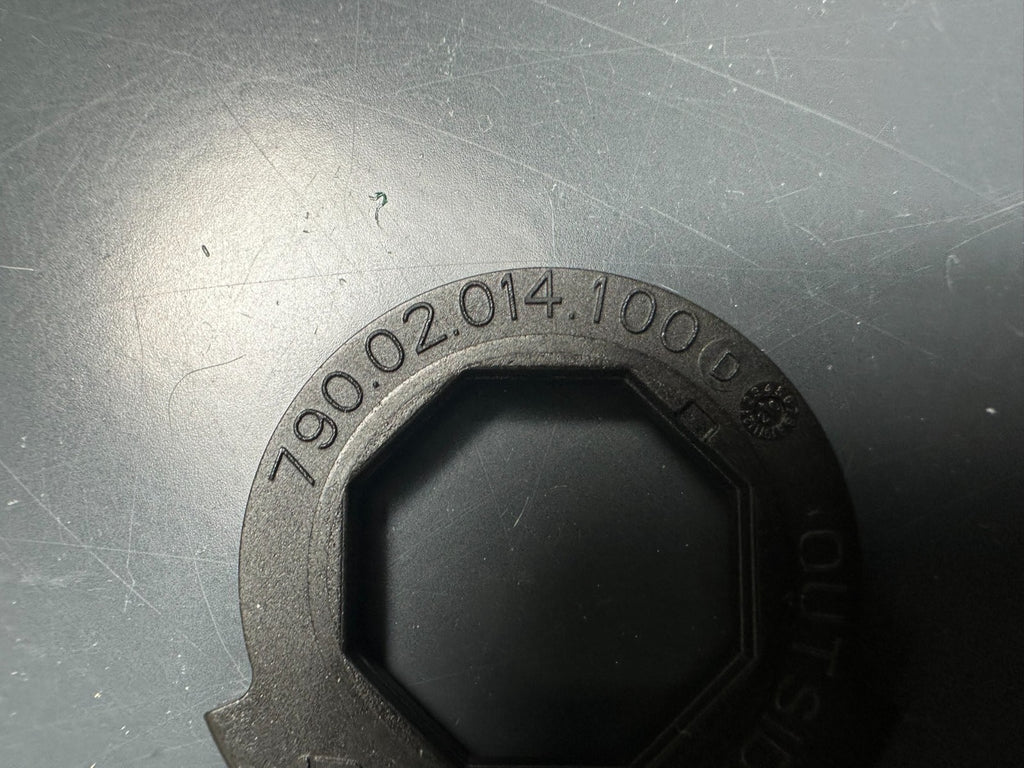 v1|137501153257|0