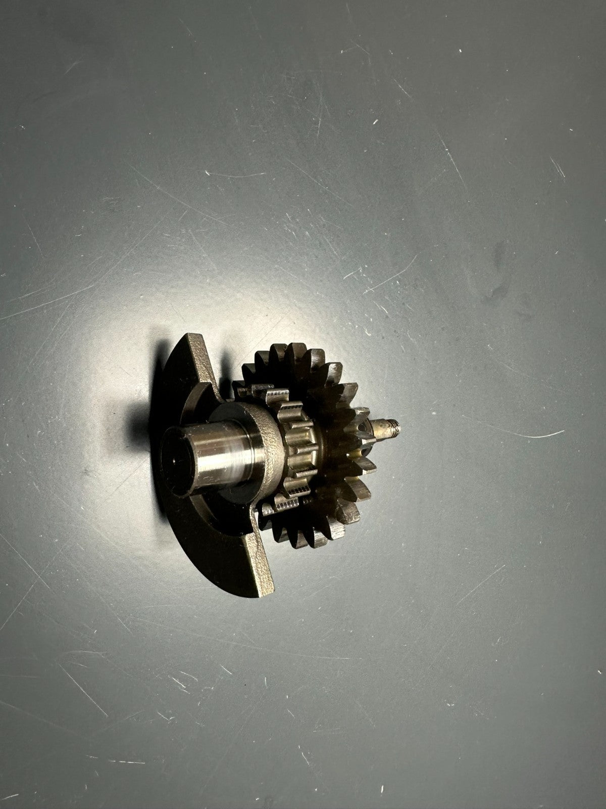 v1|137570916780|0