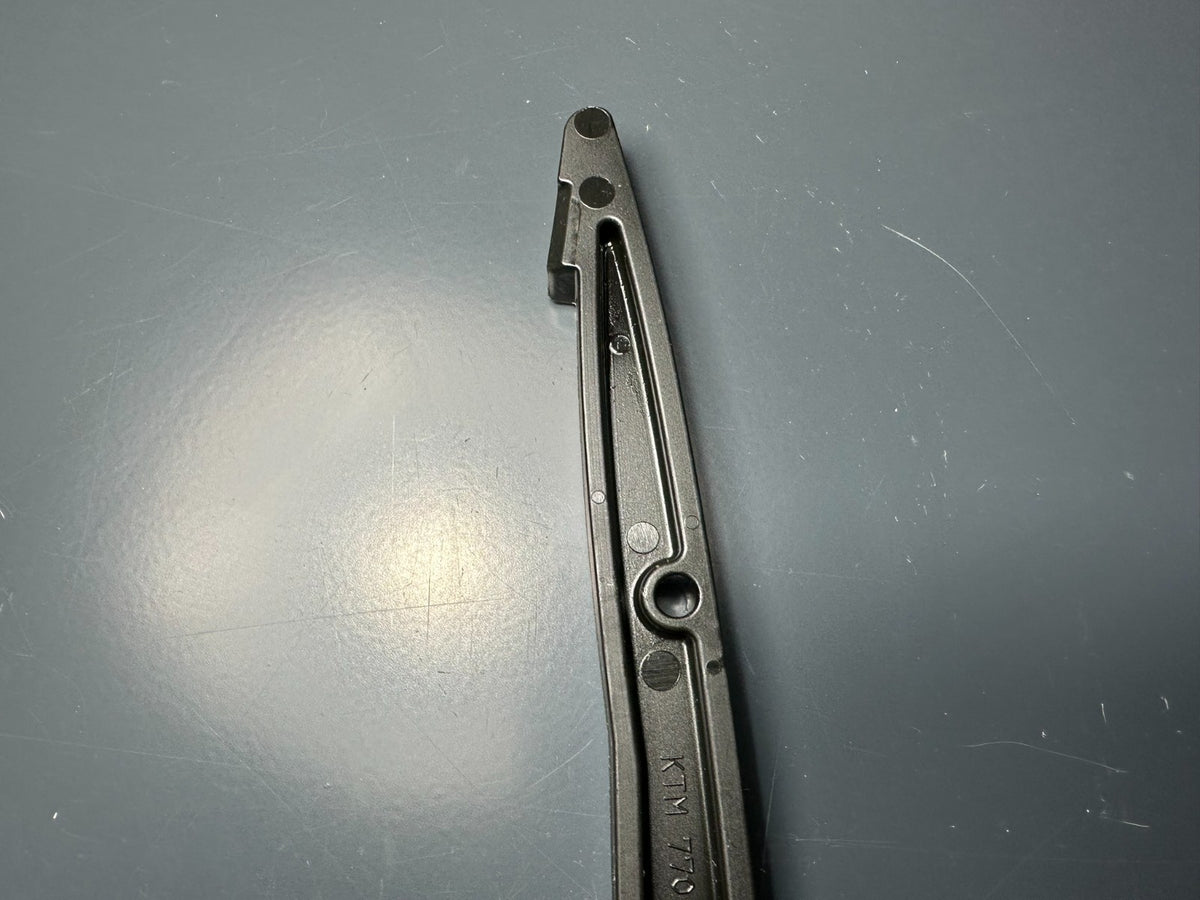 v1|137045670898|0