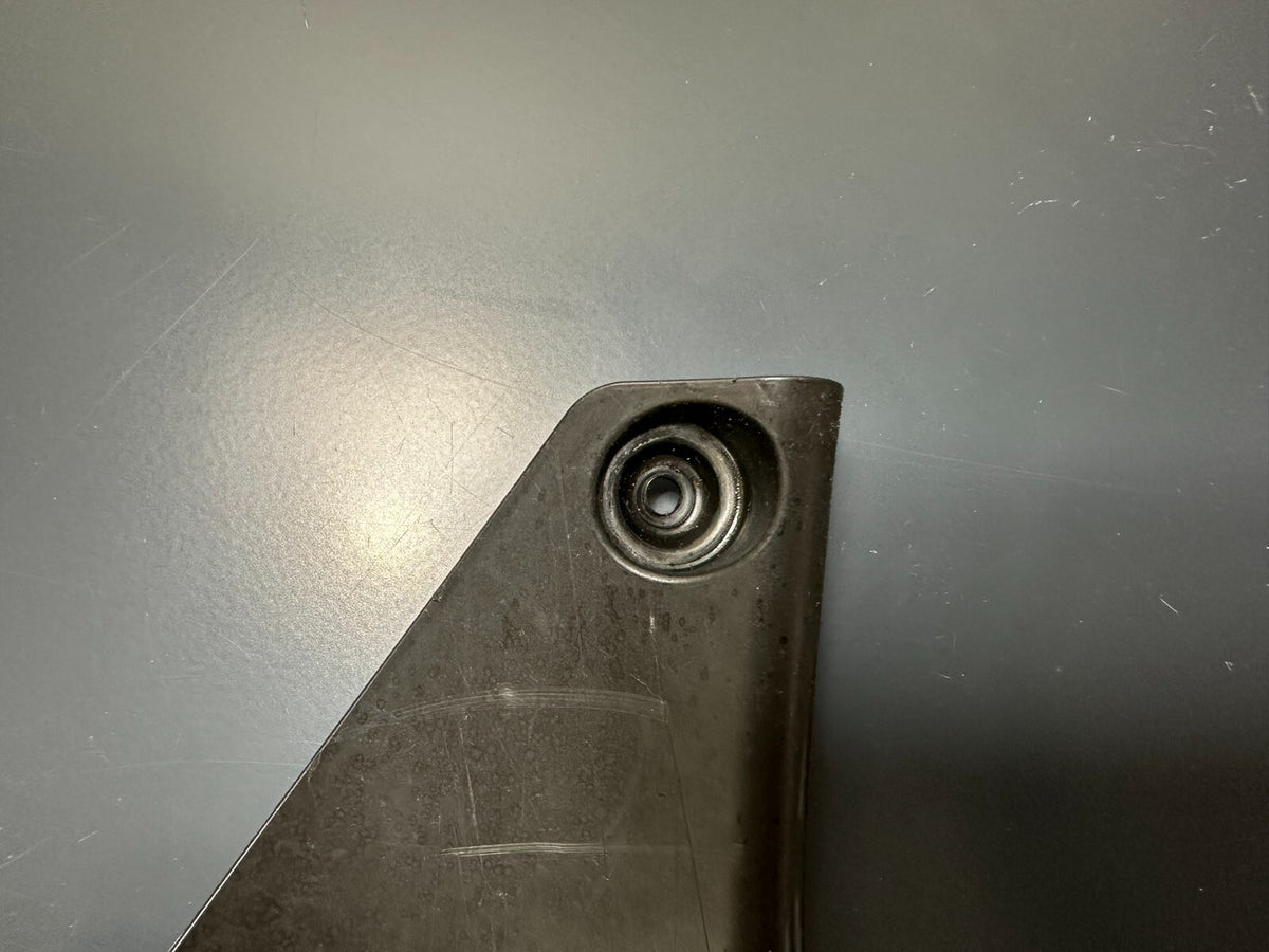 v1|135763928827|0