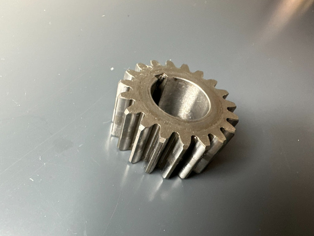 v1|137214944731|0