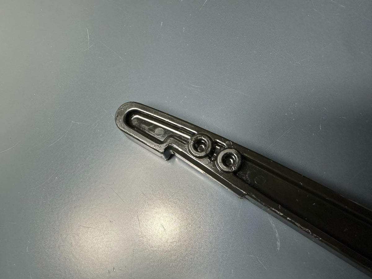 v1|136833057223|0