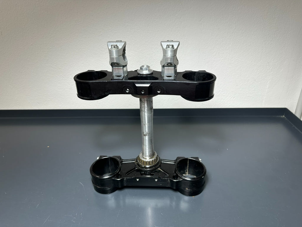 v1|137508932975|0