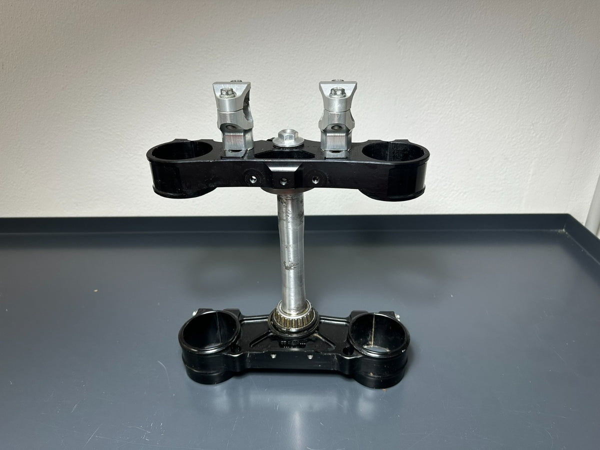 v1|137508932975|0