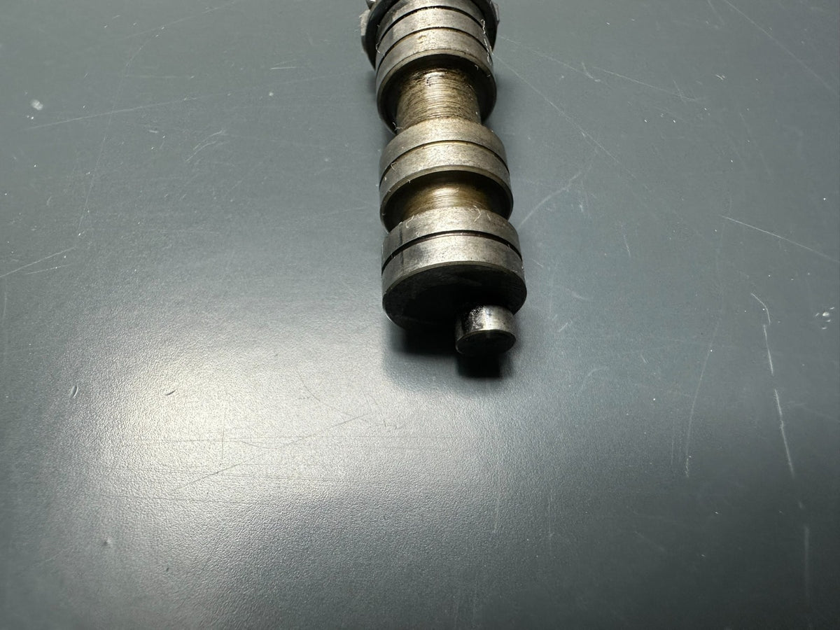 v1|136639494885|0
