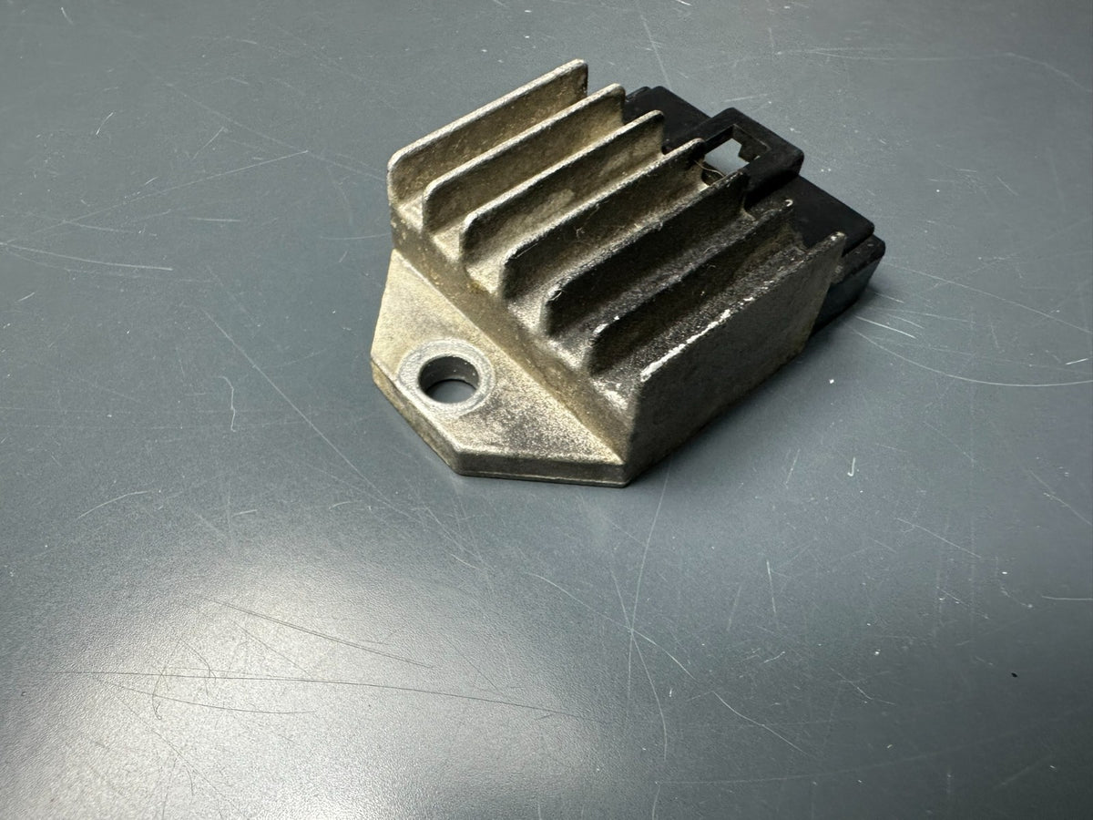 v1|137442425413|0
