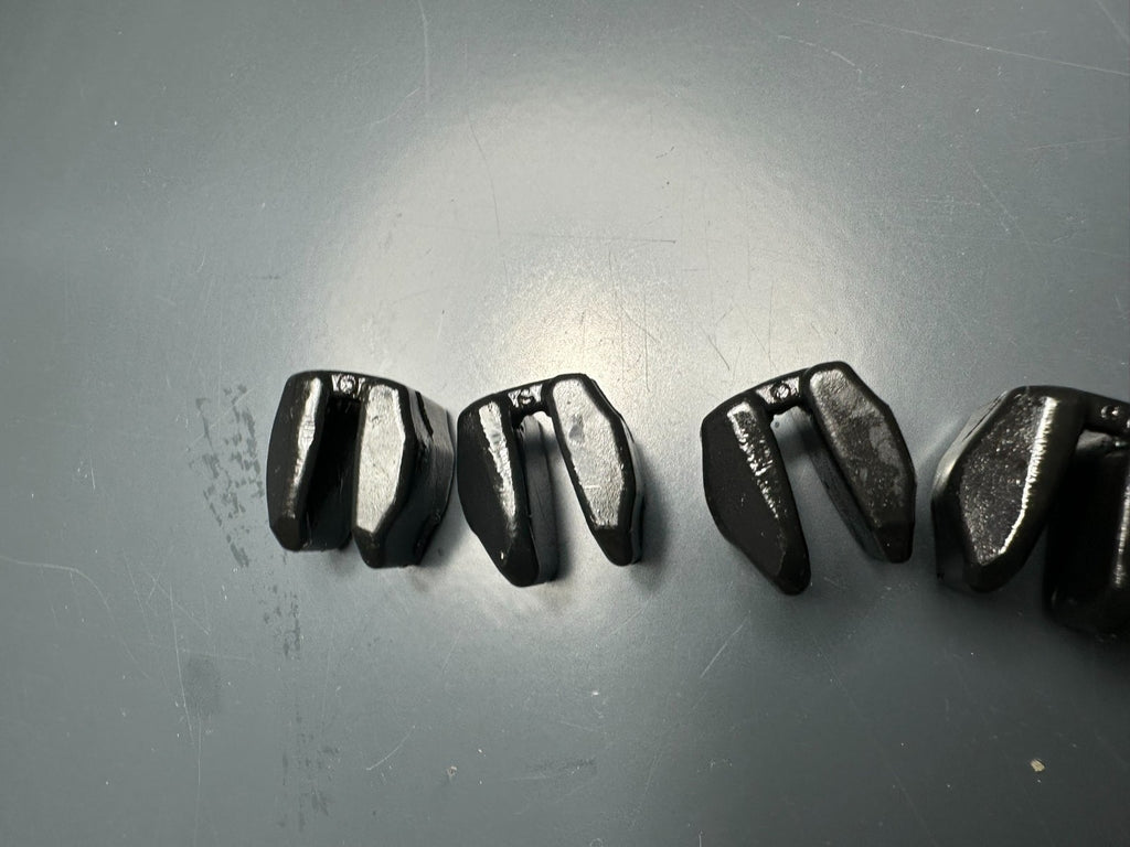 v1|137563708203|0