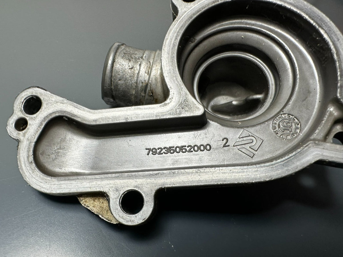 v1|137233736965|0